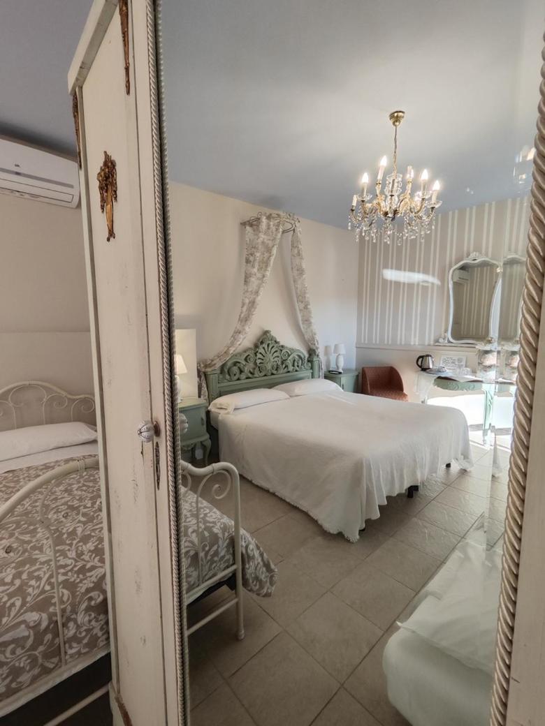 Garda Relais Antica Romelia Bed & Breakfast Montichiari Dış mekan fotoğraf